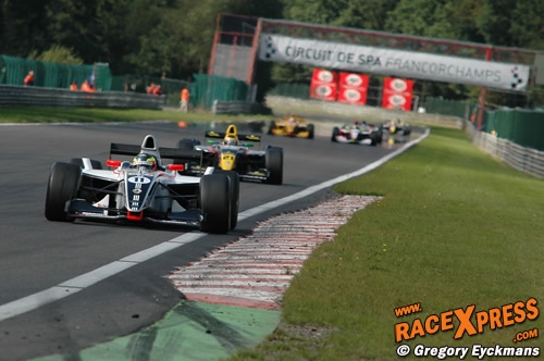 Interessante kalender World Series by Renault 2008